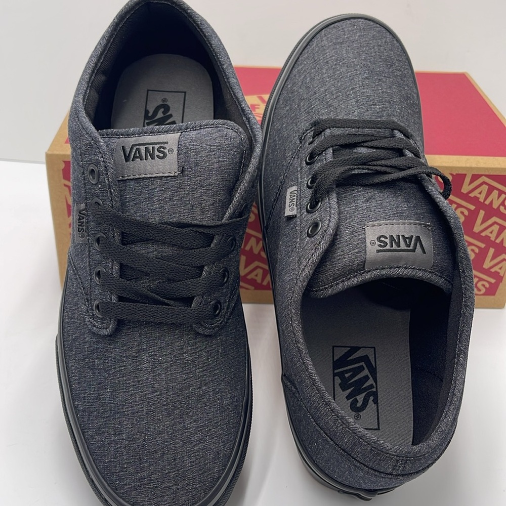 Vans WMNS Low-Top Sneakers Canvas Upper Atwood
(Varsity Textile) Black/Pewter - Picture 13 of 16